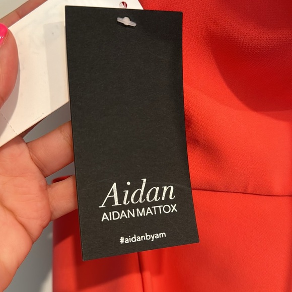 New jumpsuits - Picture 5 of 7